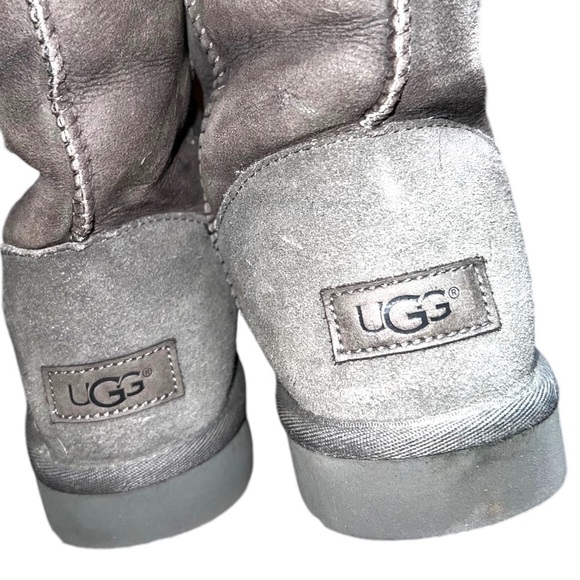 ▶️ UGG ◀️ Bailey Button Triplet II Boot. Size 8 - Picture 9 of 16